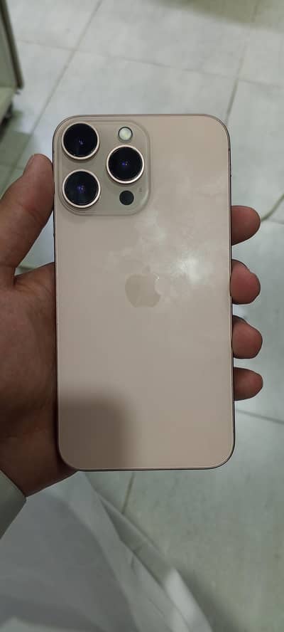 Apple iPhone 16 Pro Max