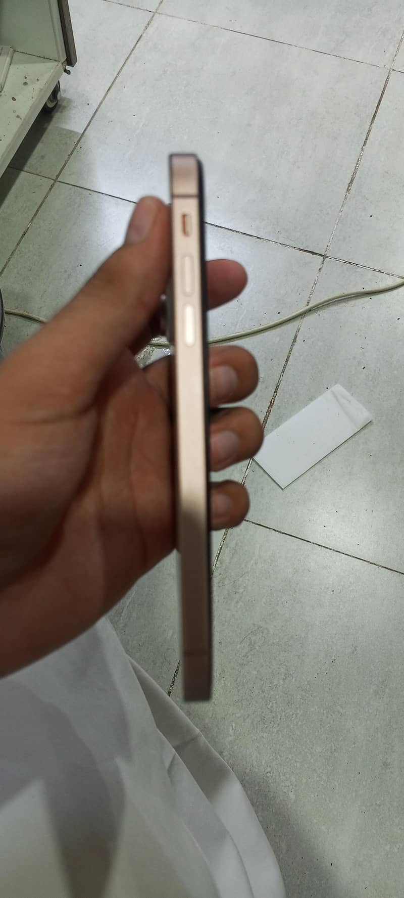 Apple iPhone 16 Pro Max 2