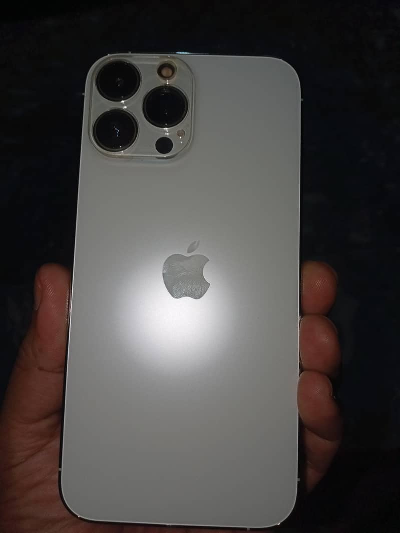 Apple iPhone 13 Pro Max 0