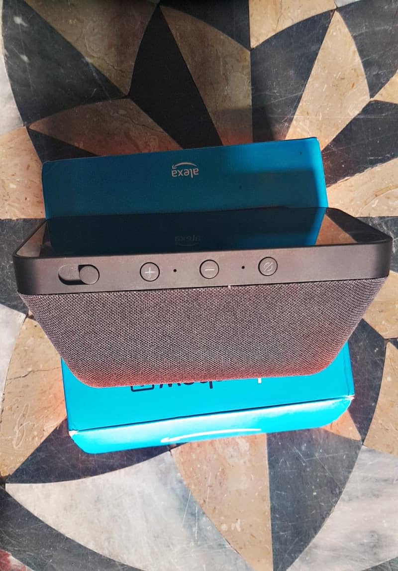 Echo Show 5 3rd Generation alexa 1