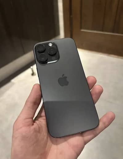 Apple iPhone 16 Pro Max
