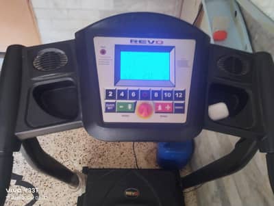 REVO Treadmill for Sale Excellent Condition Like new 03133373659