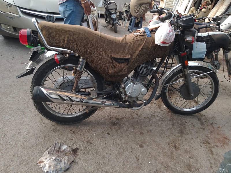 unique 125 0