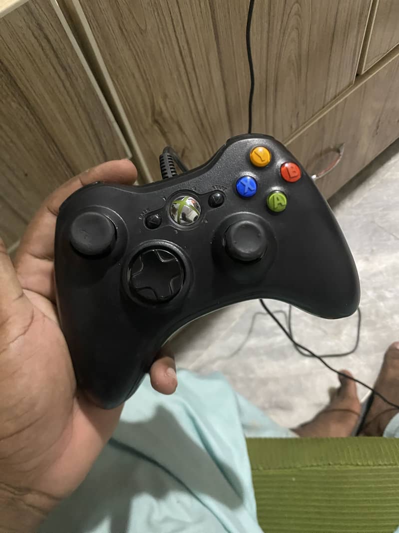 Xbox 360 Wired Controller 2
