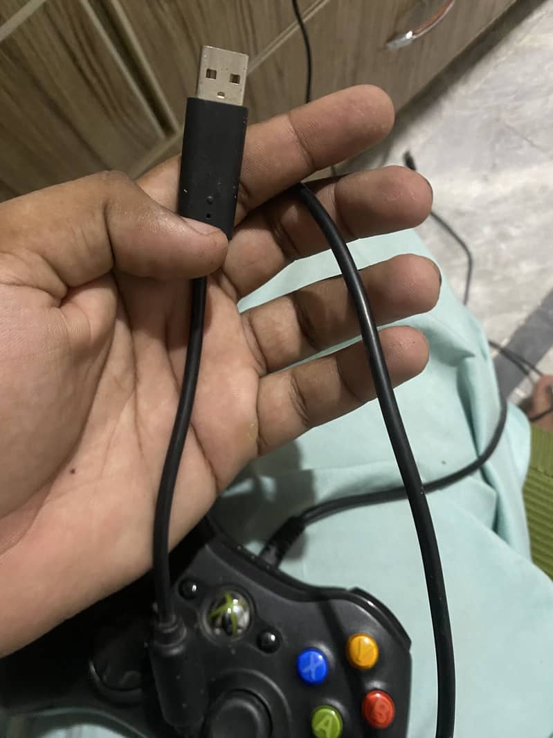Xbox 360 Wired Controller 5