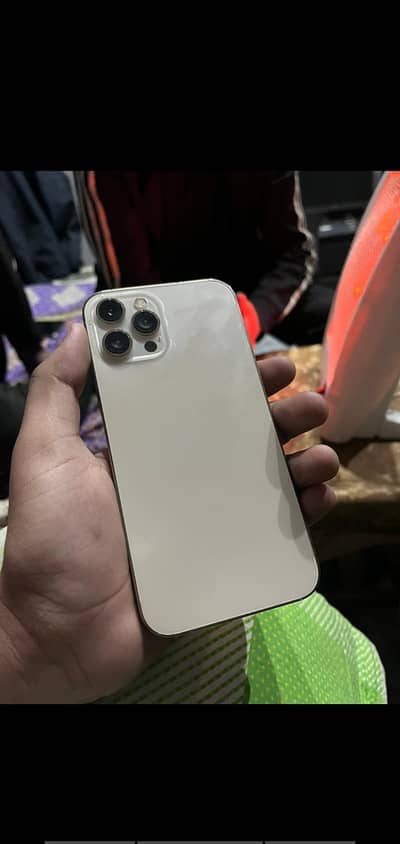 Apple iPhone 12 Pro Max LLA model ad read