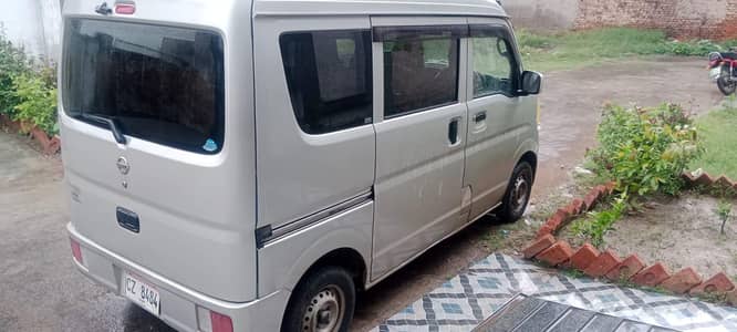 Nissan Clipper 2017
