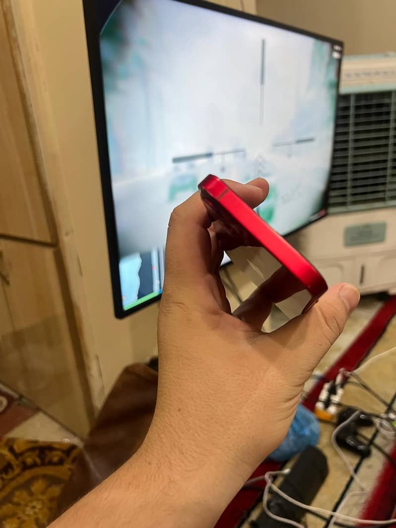 Apple iPhone 13 3