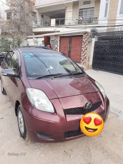 Toyota Vitz 2014