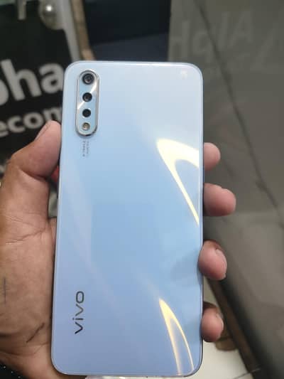vivo s1