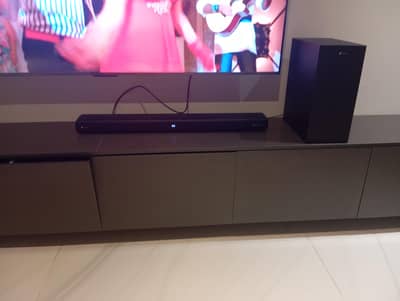 audionic sound bar and woofer