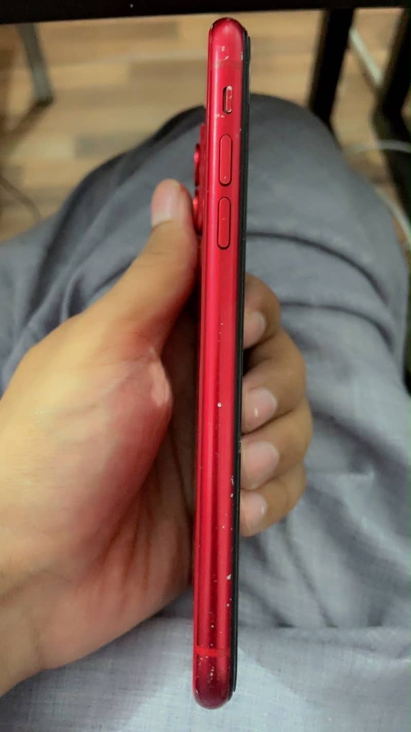 Apple iPhone 11 3
