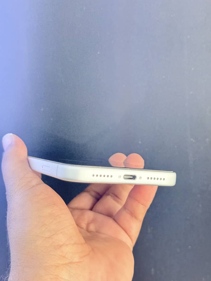 Apple iPhone 17 Pro Max 5