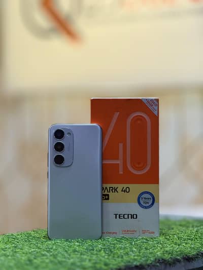 Tecno Spark 40 Pro Plus 8GB RAM 256GB Storage With Box & Charger