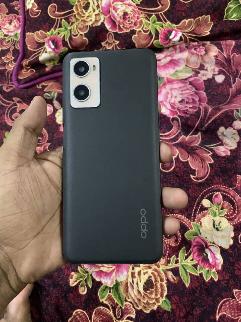 Oppo A96 0