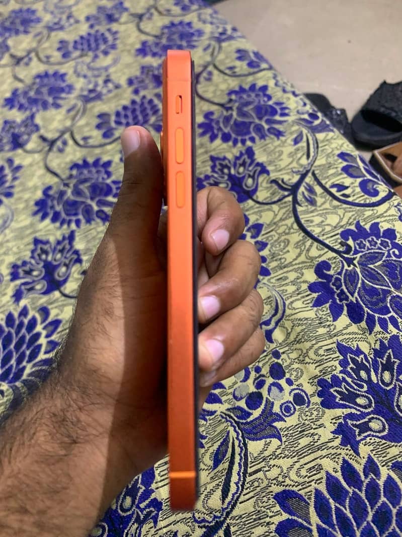 Apple iPhone XS 0