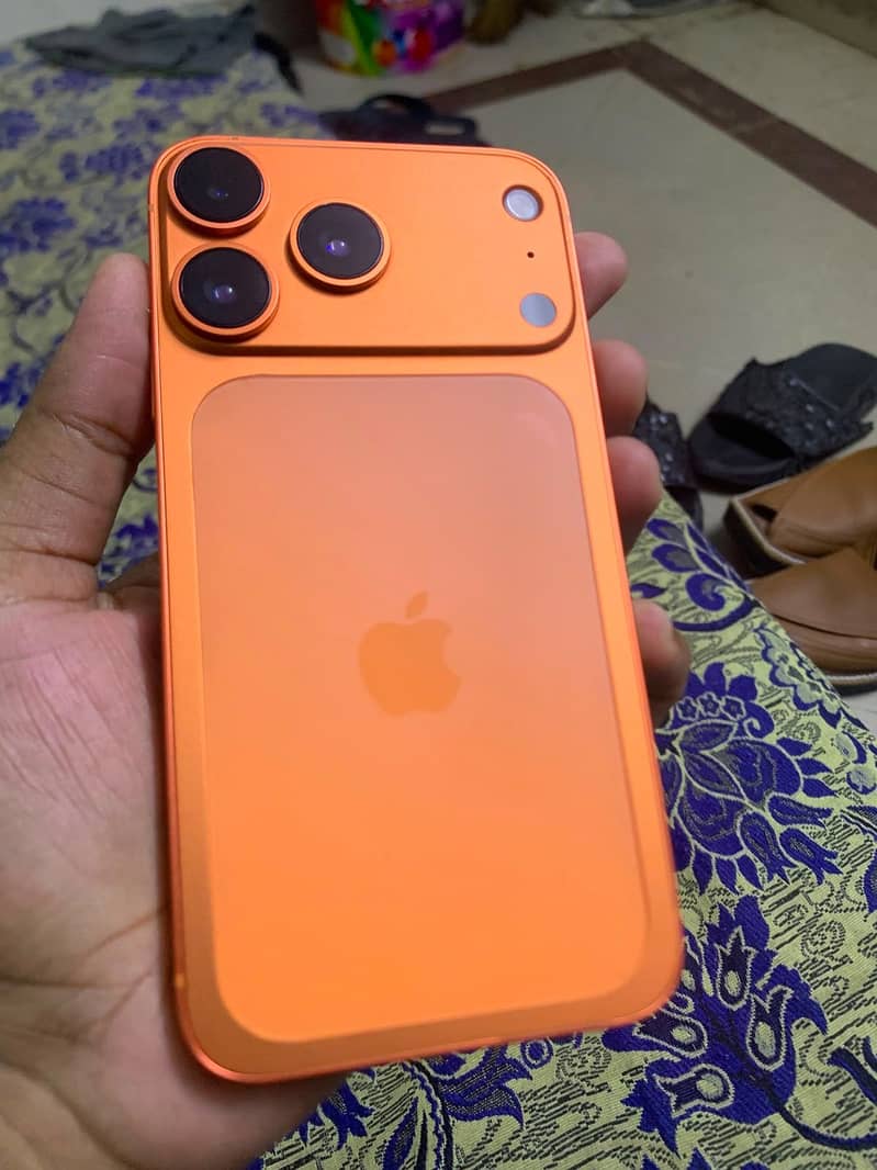 Apple iPhone XS 1