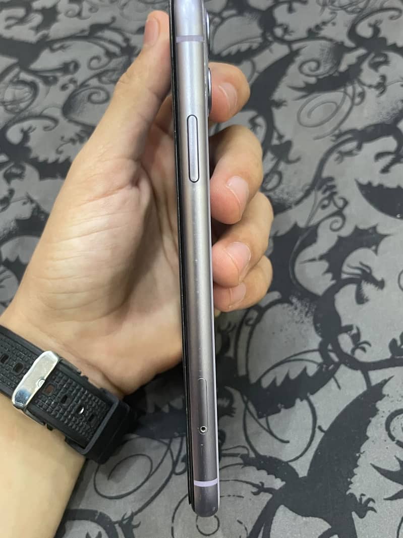 Apple iPhone 11 2