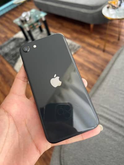Apple iPhone SE