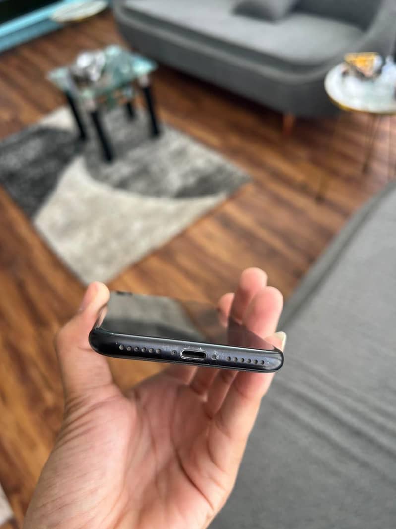 Apple iPhone SE 2