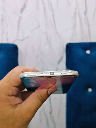 Infinix Hot 60 Pro+ 256GB / 8GB Box Pack Condition