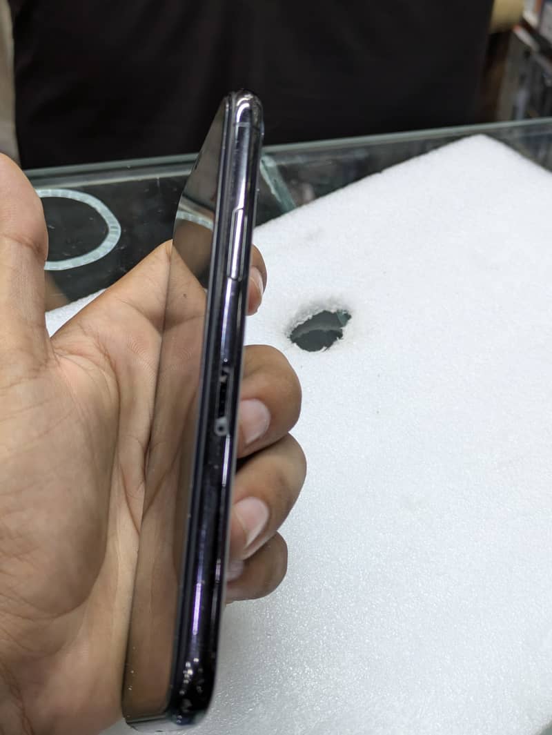 iphone 11 pro 3
