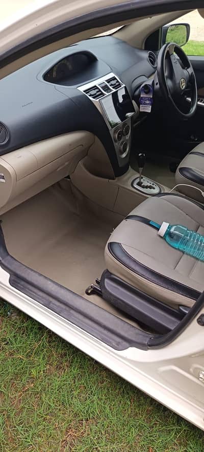 Toyota Belta 2008