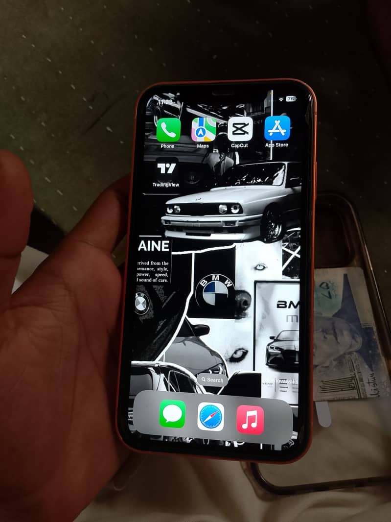 Apple iPhone XR 0
