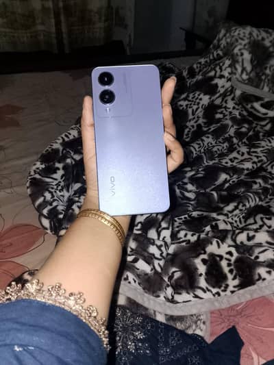 Vivo Y17s
