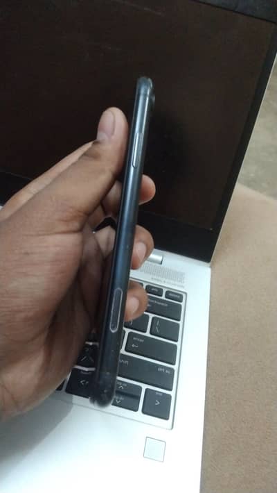 Apple iPhone XR