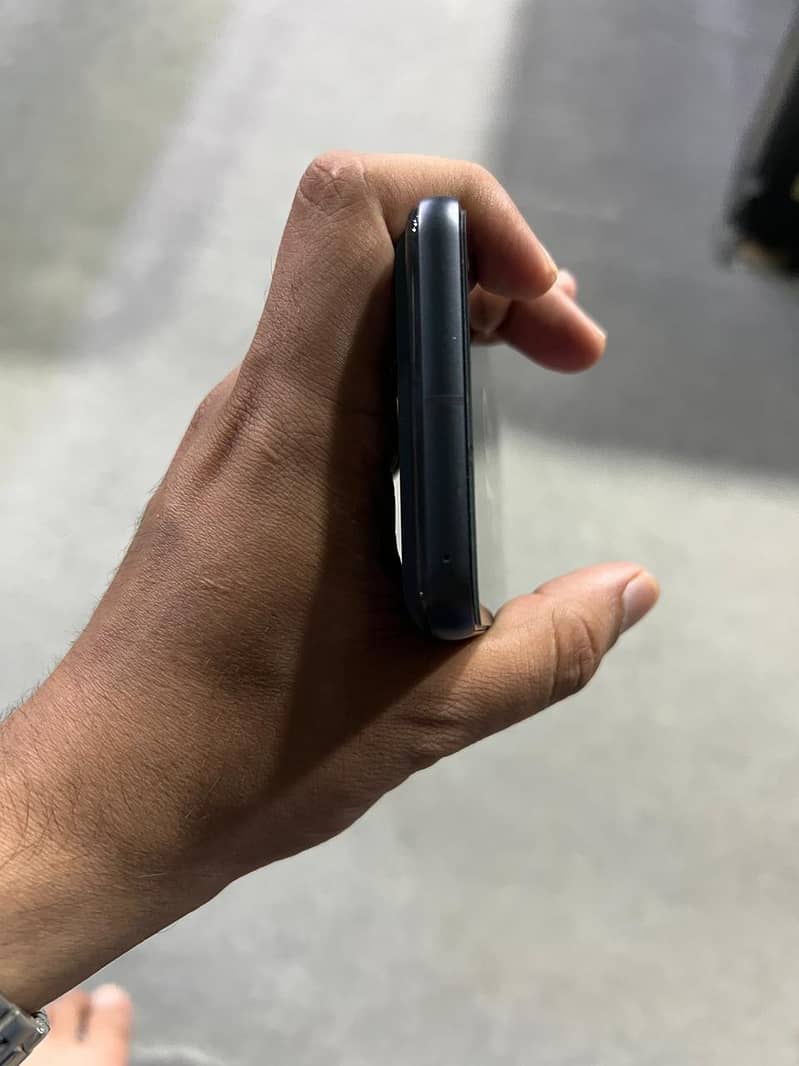 google pixel 8 4