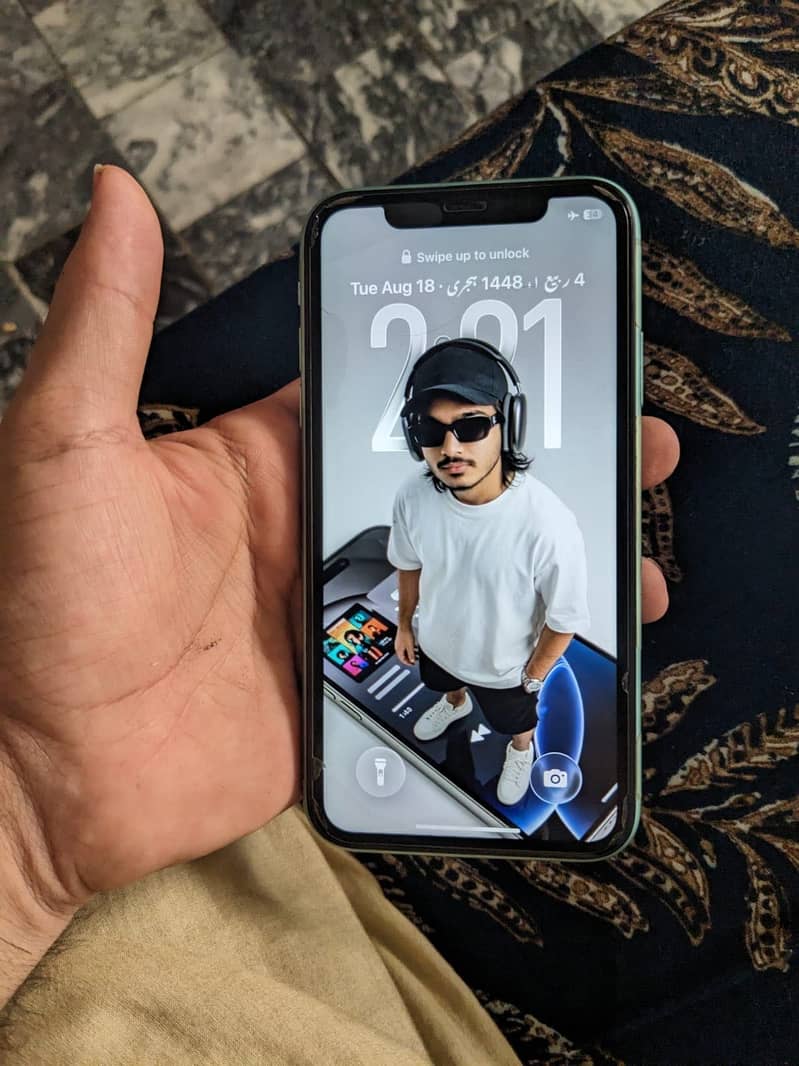 Apple iPhone 11 3