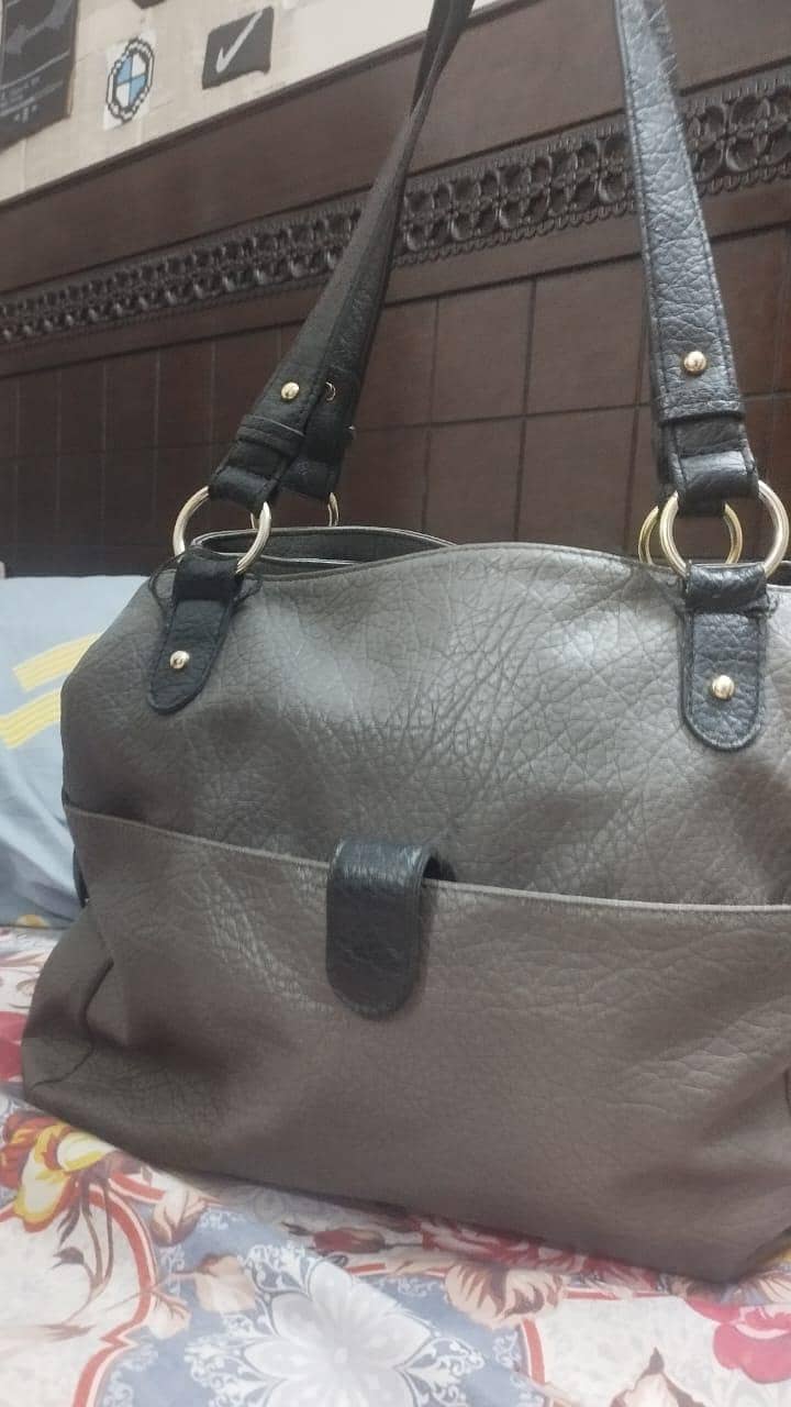 handbag 0