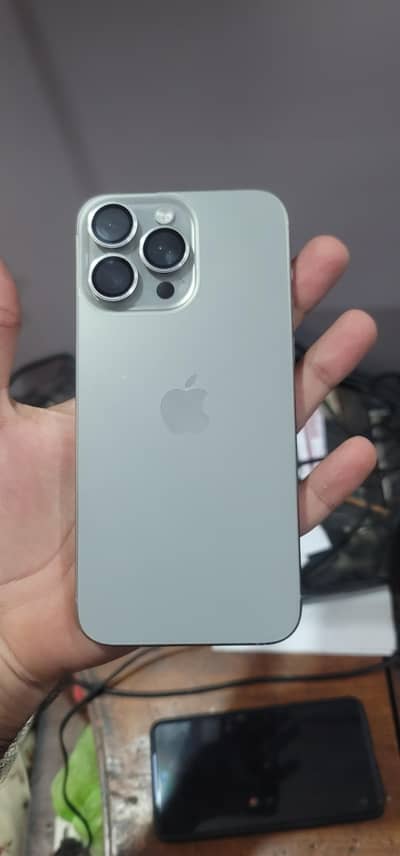 Apple iPhone 15 Pro Max
