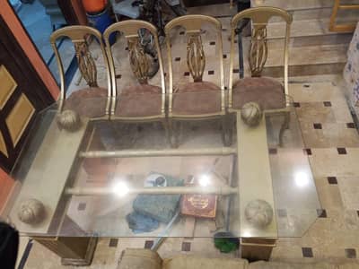 Dinning table