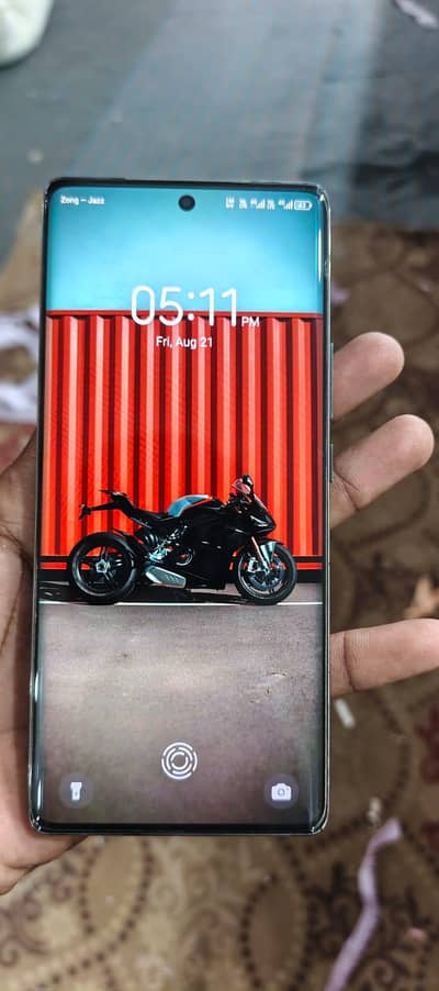 Tecno Spark 20 Pro Plus         03251640006