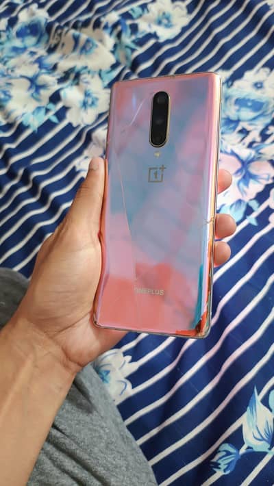One Plus 8 8gb 128gb dual sim pta Baki ap ka samny hai dab