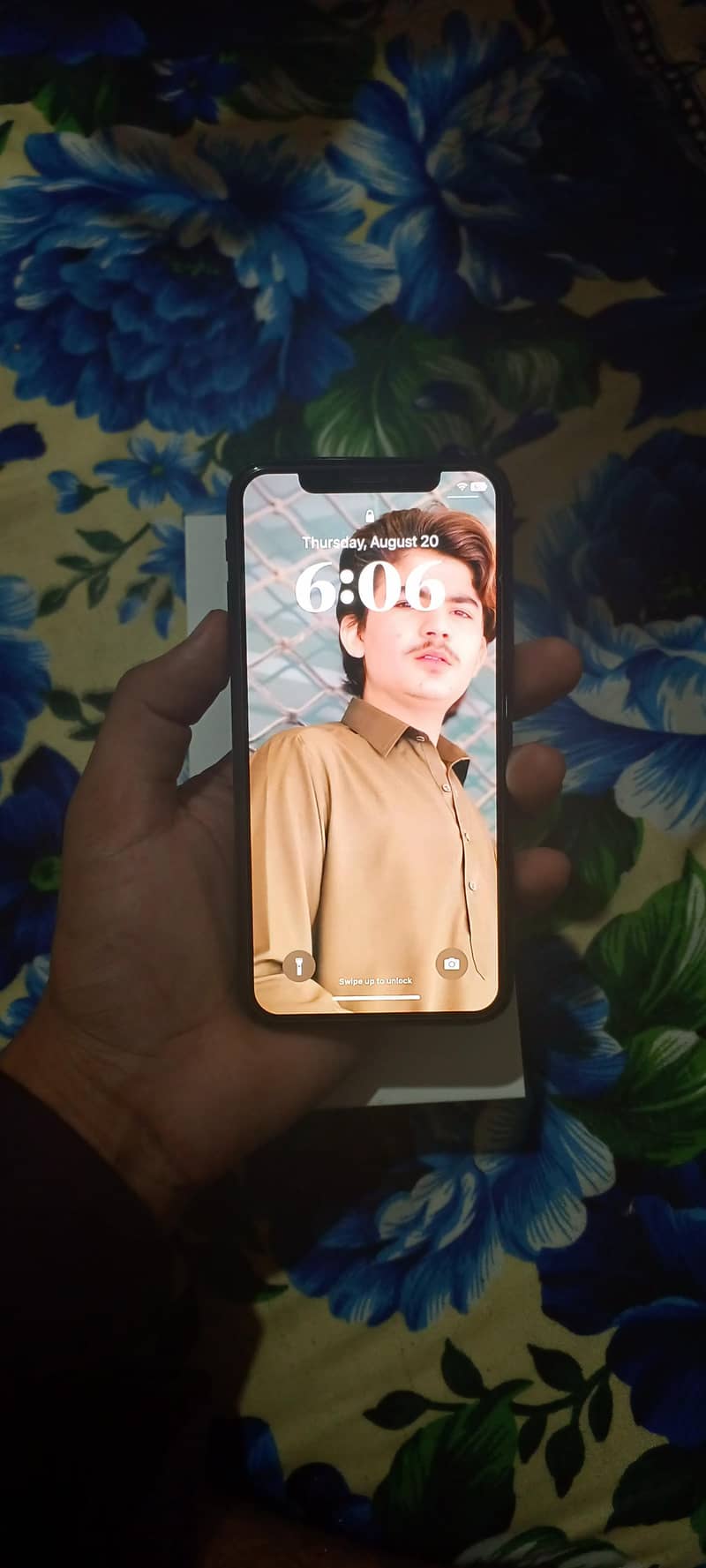 Apple iPhone X 3