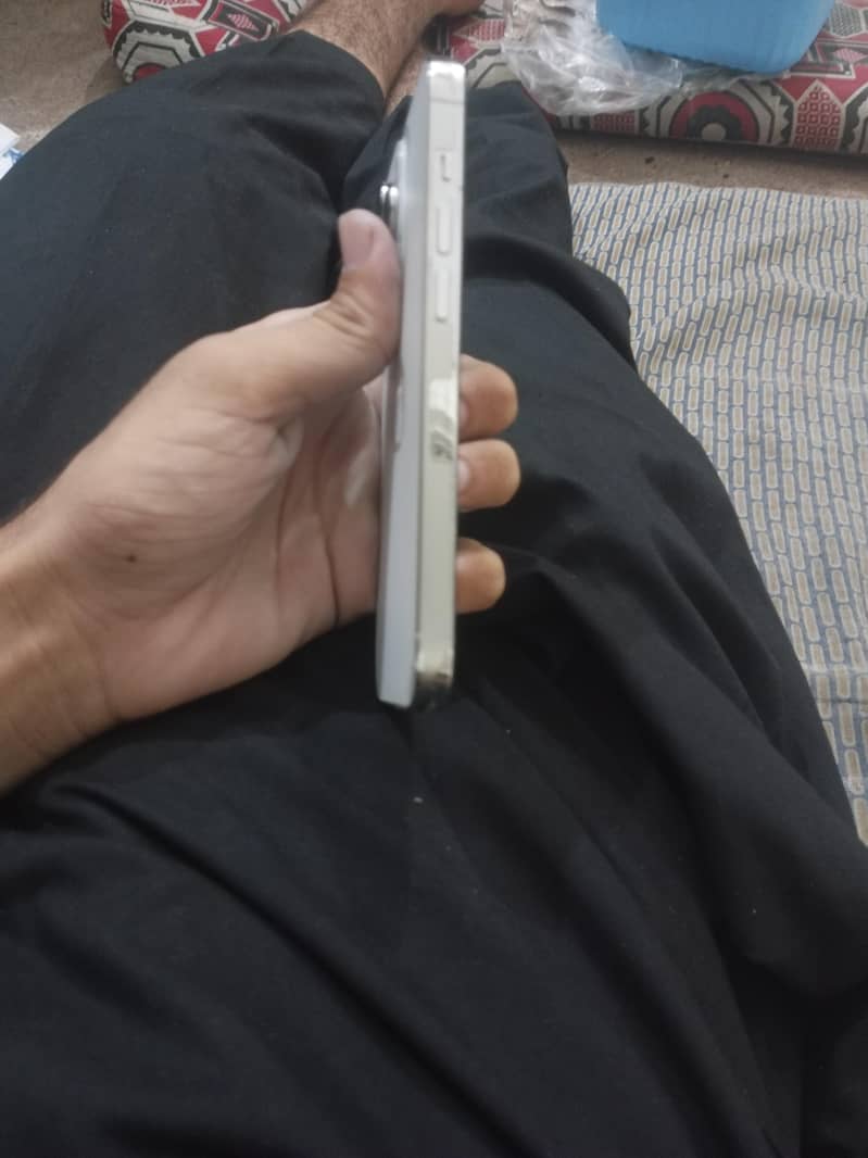 Apple iPhone 14 Pro 5