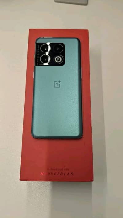 One Plus 10 Pro