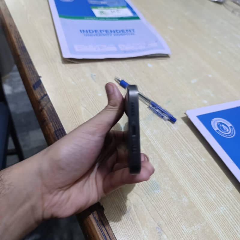 Apple iPhone 13 Pro 4
