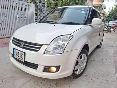 Suzuki Swift DLX NAVIGATION 2018