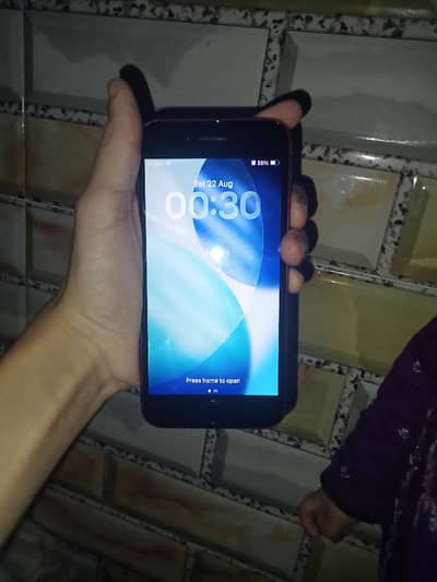 iPhone se second generation