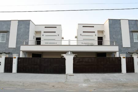 350 SQ YD RCC STRUCTURE BRAND NEW HOUSE FOR SALE: OWNERS GROUP