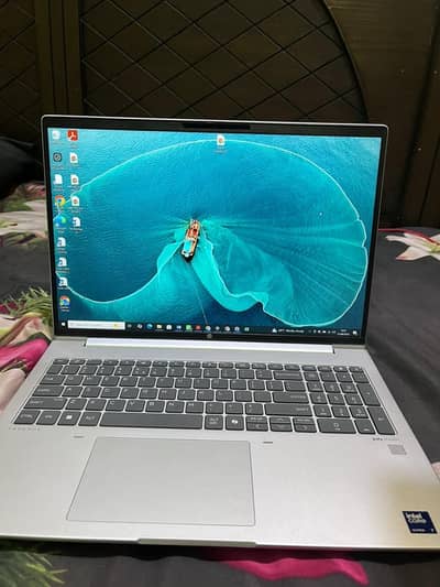 HP ProBook 460 G11