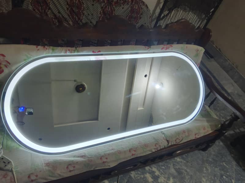 4 mirror 2