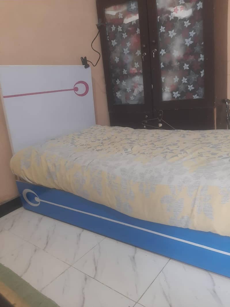 bunk bed 0