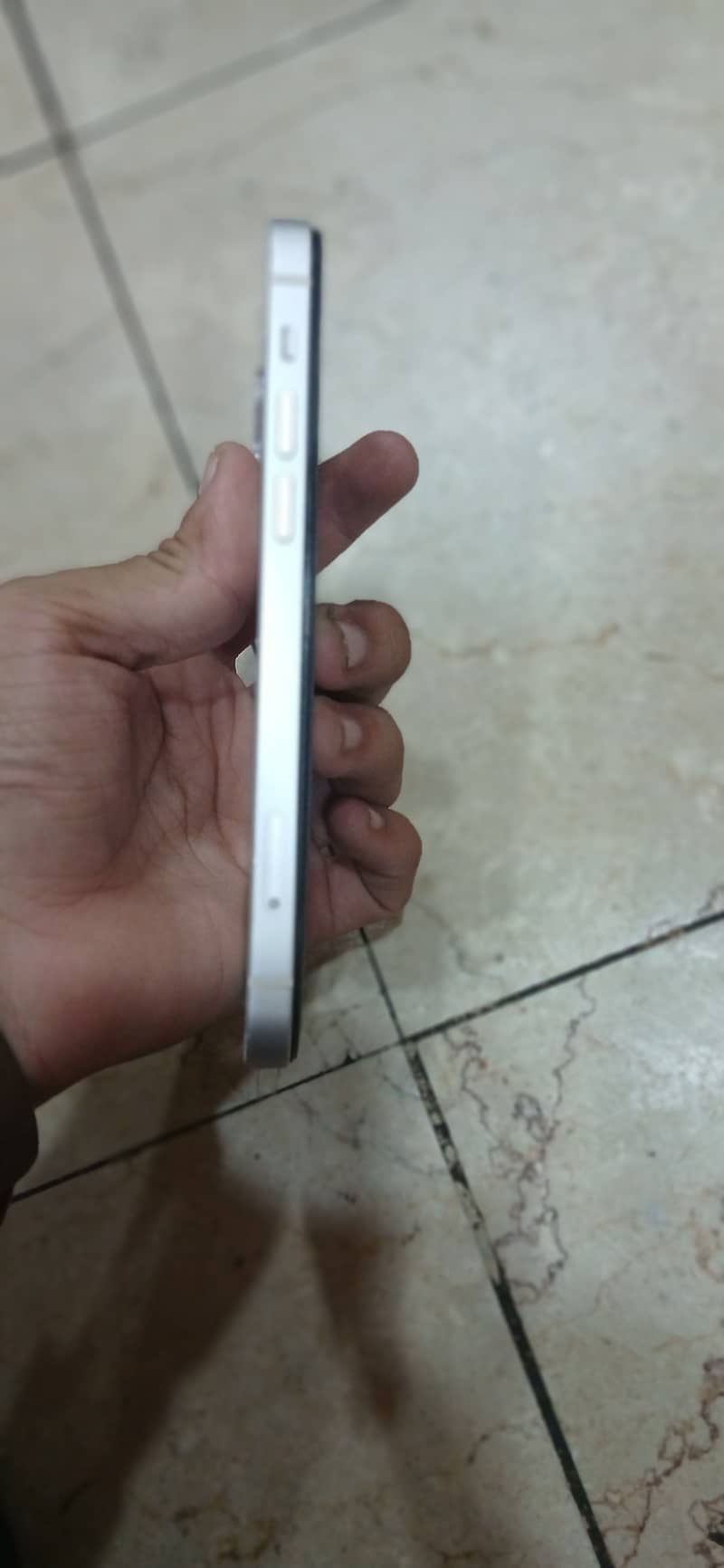 Apple iPhone 12 5