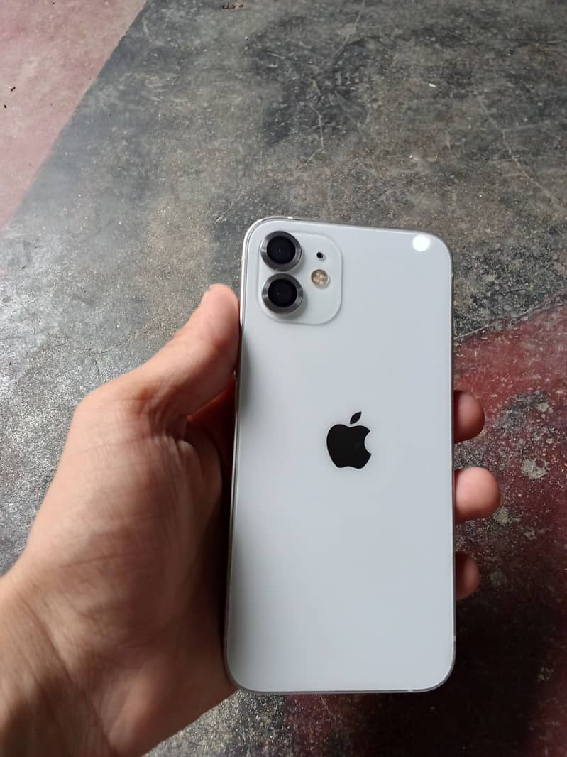 Apple iPhone 12 9
