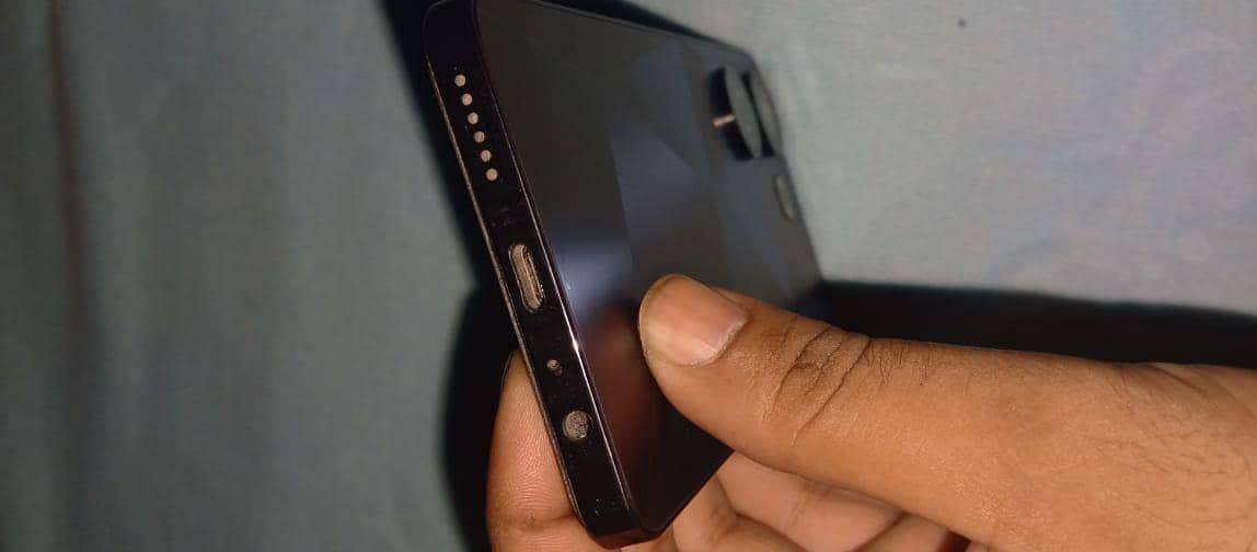 Tecno CAMON 20 4